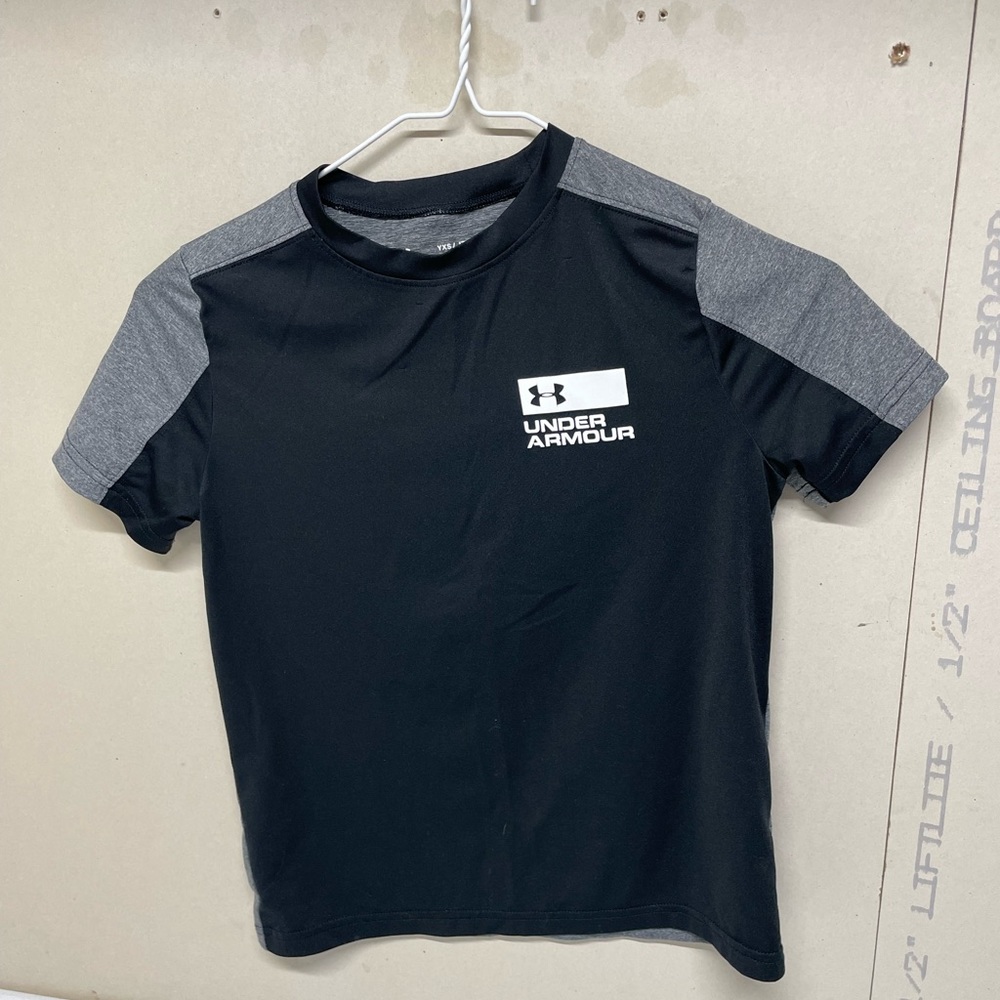 Under Armour Tee